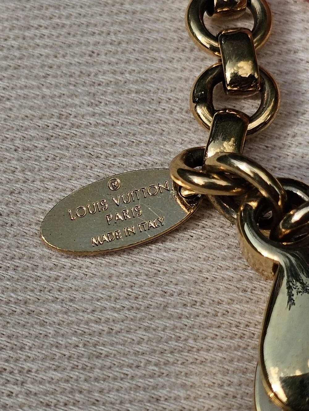 Louis Vuittonce Insolence Bag Charm
